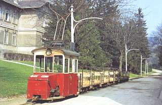 Bahn in Steinhof